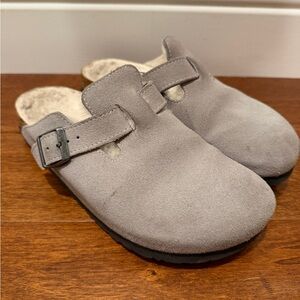 Birkenstock women Gray Slippers with Strap